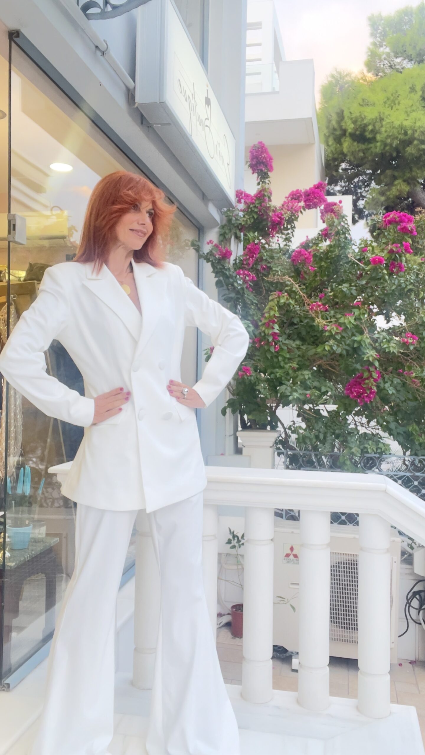 IMG_1996 GREY BOLD WIDE LEG FLARED PANTS - WHITE BOLD WIDE LEG FLARED PANTS - CKONTOVA